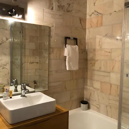 Beau Terrasse Vue Jardin - A 2 Pas De La 도빌