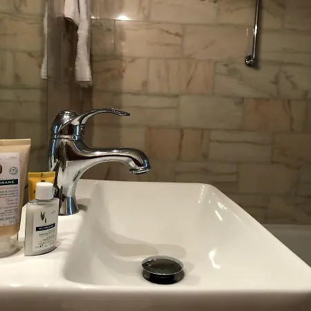 Beau Terrasse Vue Jardin - A 2 Pas De La 아파트