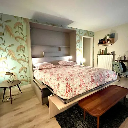 Beau Terrasse Vue Jardin - A 2 Pas De La 아파트