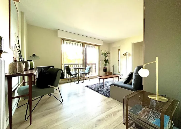 Beau Terrasse Vue Jardin - A 2 Pas De La * Deauville