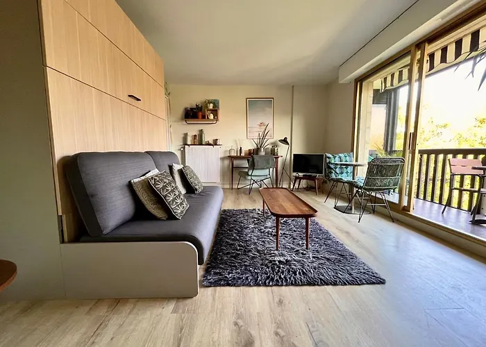 Beau Terrasse Vue Jardin - A 2 Pas De La *