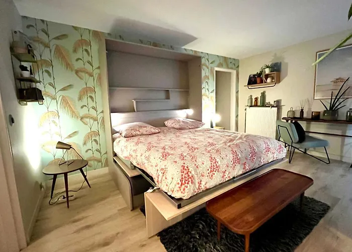 Beau Terrasse Vue Jardin - A 2 Pas De La Apartment